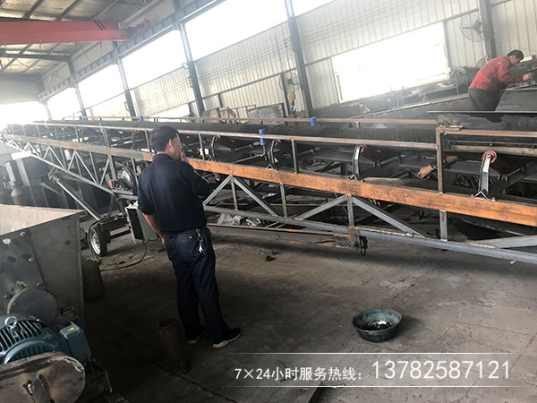 移动皮带机选择什么样的张紧装置好用！